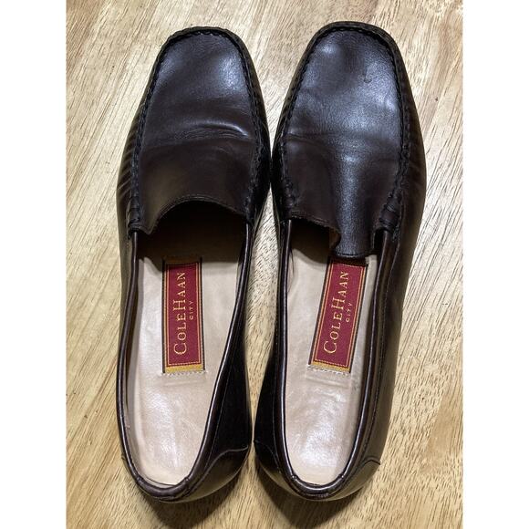 Cole Haan Driving MOCS Women 7.5 AA Boat Shoes Loafer Brown Leather Slip On - Picture 1 of 9